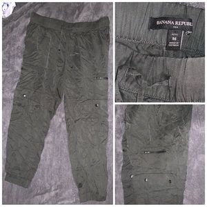 Green Banana Republic Cargo Joggers